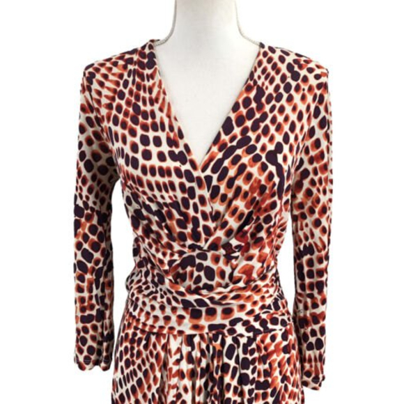 Banana Republic X Issa London Collection Red Element 3/4 Sleeve Wrap Dress - Picture 3 of 10